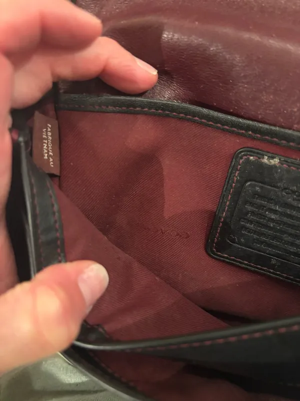 Classic Black Leather Crossbody Bag - Image 6
