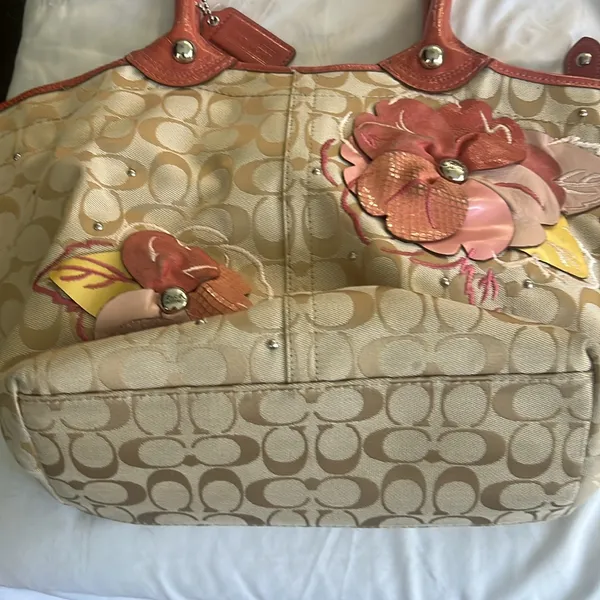 Coach Signature Floral Tote Bag Handbag Y2K - Image 5