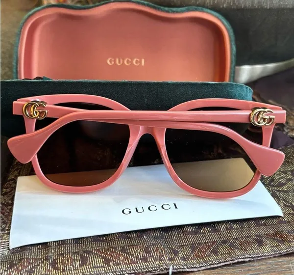 Authentic GUCCI 54 cat eye square Acetate logo sunglasses - Image 2