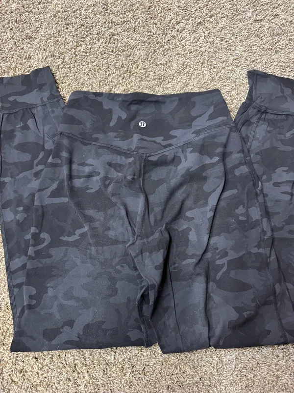 Lululemon Align Joggers Camo - Image 3