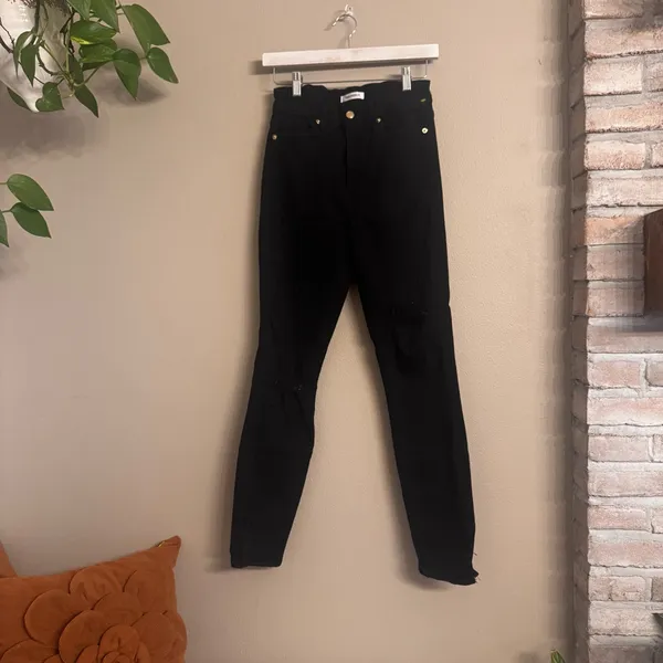 GOOD AMERICAN Good Waist Distressed Skinny Jeans‎ - Image 2
