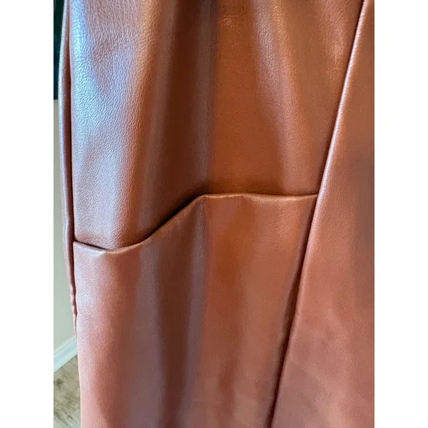 Versona Cognac Brown Faux Leather Belted Pencil Skirt Modern Size 8 NWT - Image 3
