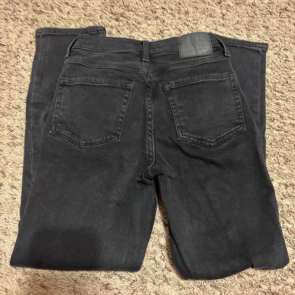 Aeropostale Mom Jeans Ripped High-Rise - Image 2