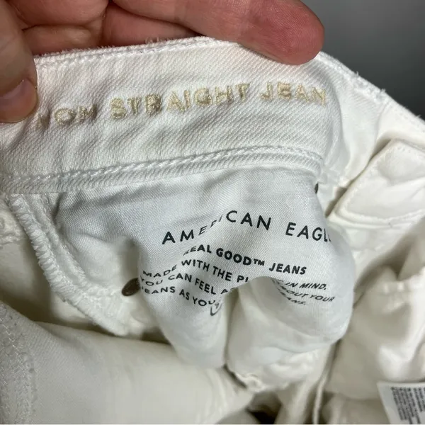American Eagle‎ Outfitters white Mom Straight Jeans size 10 - Image 12