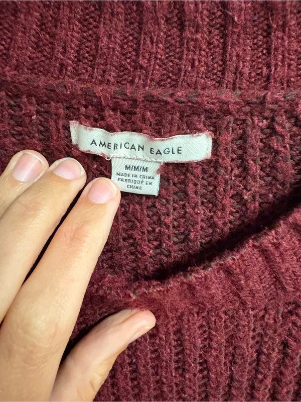 American Eagle Viscose Blend Sweater Size Medium - Image 2
