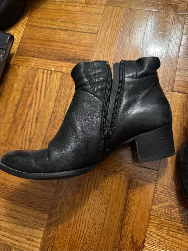 Paul Green Nelly Black Leather Low Block Heel Ankle Boot - Image 4