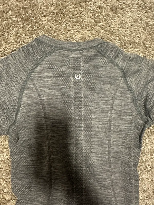 Swiftly Tech Short Sleeve - Image 2