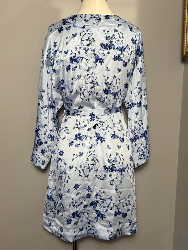 Soma Small Light Blue Floral Satin Wrap Robe - Image 2