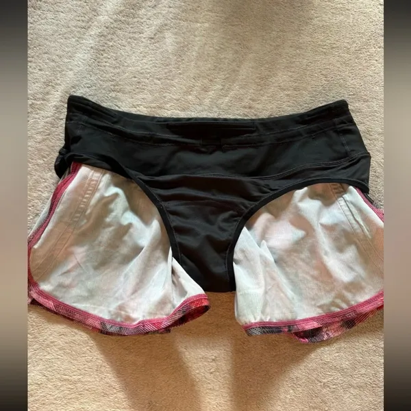 Lululemon Women’s Run Time ‎ Pink purple Floral Size 6 - Image 4
