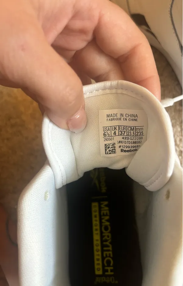 Reebok Sneakers - Image 4