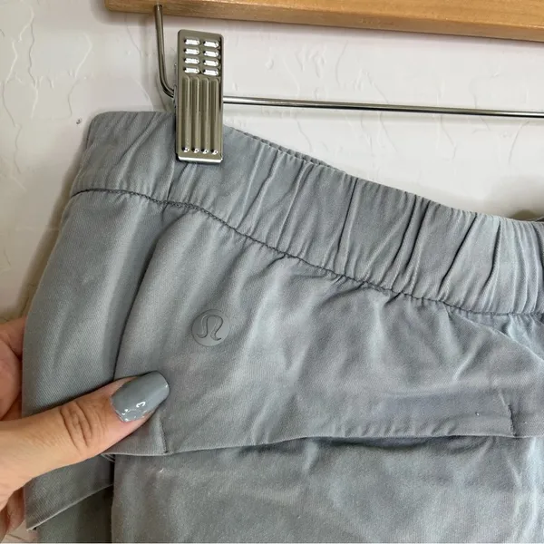 Lululemon Essential Affinity Mid Rise Jogger in Rhino Grey - Image 8