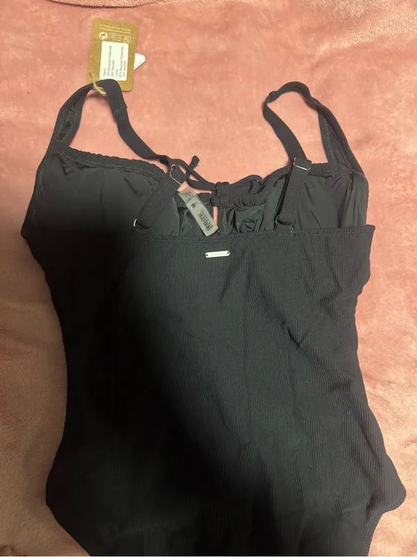 Berlook one Peice swim Black Size M - Image 7