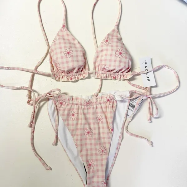PacSun Pink Gingham Sydni Ruffle Bikini Set – NWT Small / Medium - Image 2