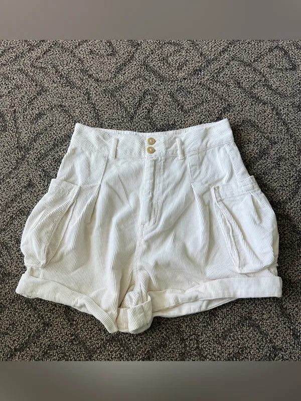 Free People Canyon Moon White Corduroy Cargo Shorts 100% Cotton - Image 2