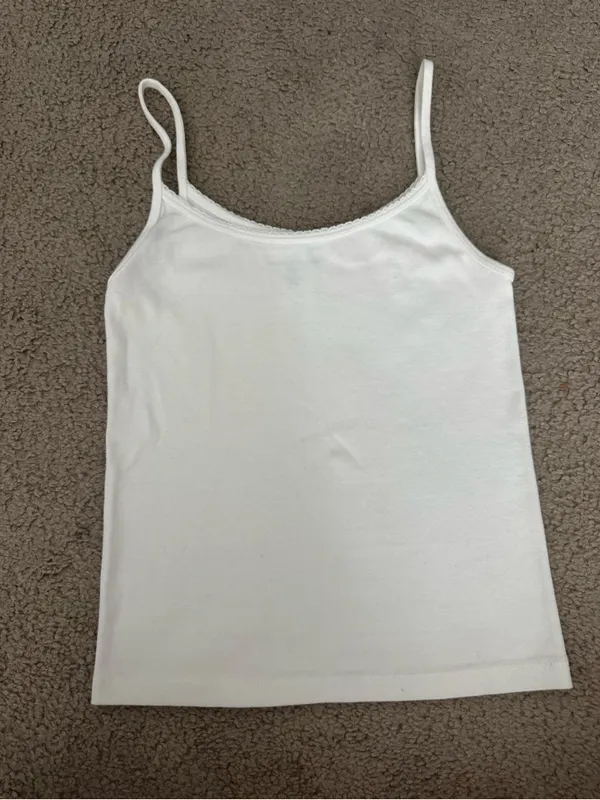 Brandy Melville lace trim scoop neck cami tank - Image 3