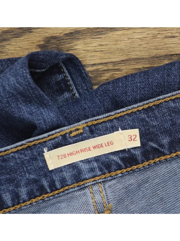 NWT Levi's Womens 728 High Rise Zip Fly Wide Leg Jeans 94417114 Blue 32X32 - Image 4