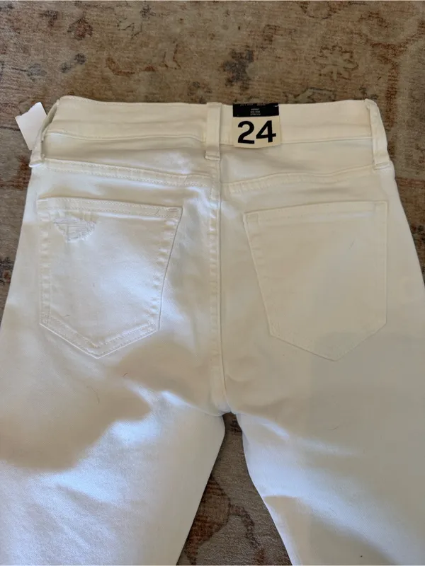 GAP White Distressed Ankle Jeans - Image 5