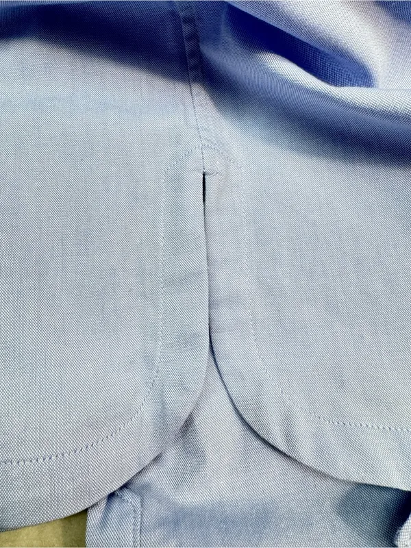 Martha Stewart women’s the relaxed classic fit Light Blue Button-Down Shirt NWT - Image 6