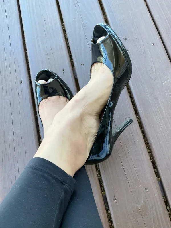 Merona Patent Leather Peep-Toe High Heels in Black🖤 - Image 3