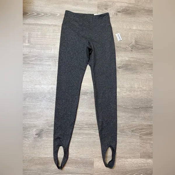 •Old Navy• High Rise Leggings - Image 2