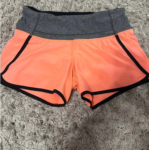 Lululemon Speed Up 4" - Image 5