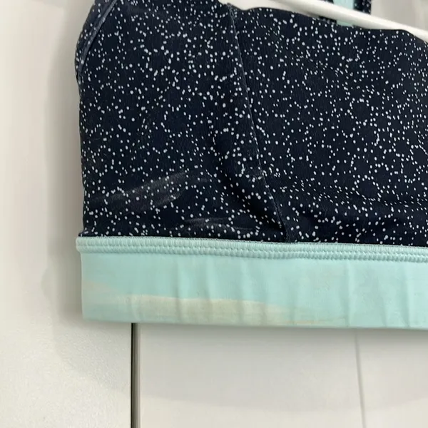 Lululemon Size 4 Turquoise Blue Splendour Racerback Sports Bra - Image 9