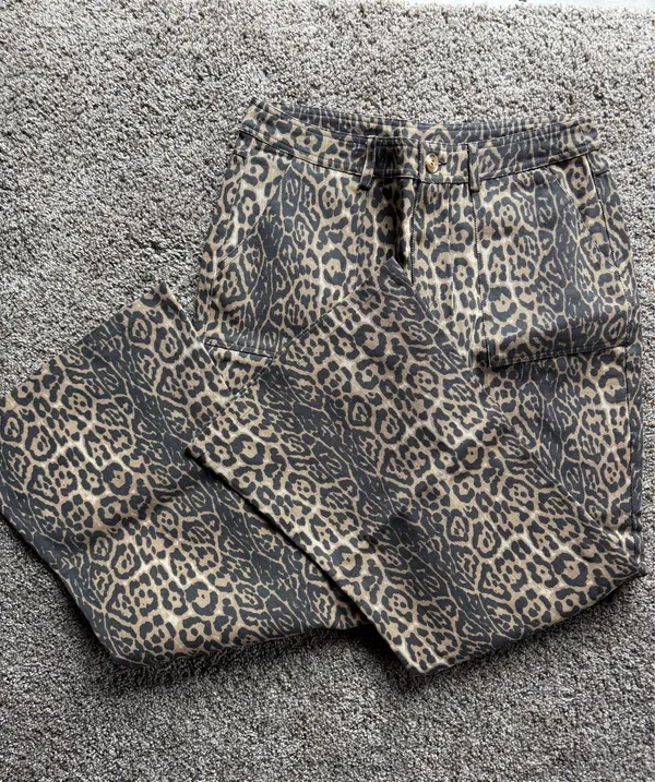 Boutique Leopard Jeans - Image 3