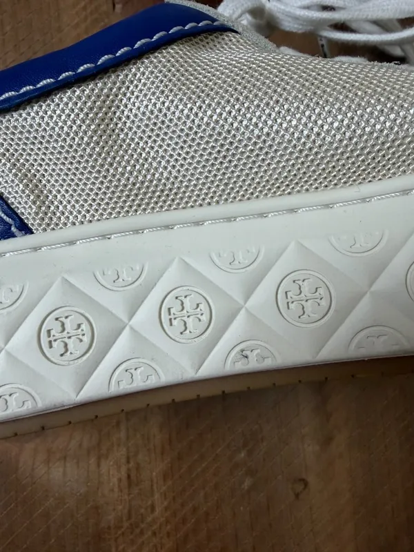 Tory Burch Ladybug Low Top Sneaker Cream & Blue Size 8 - Image 4