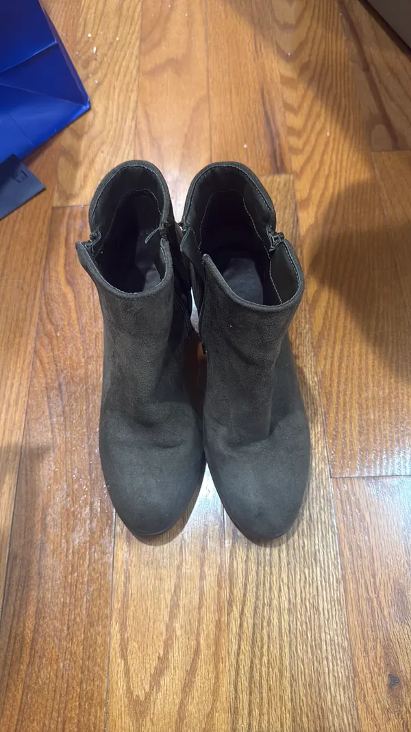 Olive Green Pointed-Toe Ankle Booties - Image 3