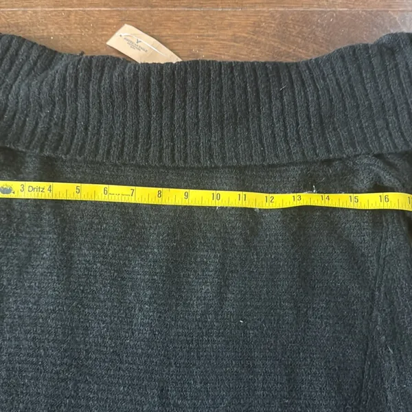 American Eagle Black off shoulder folded collar sweater MSRP $55 - Image 4