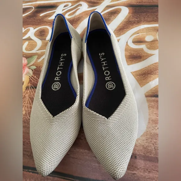 Rothy's Cream Flats with Pointed Toe and Slip-On Design - Image 2
