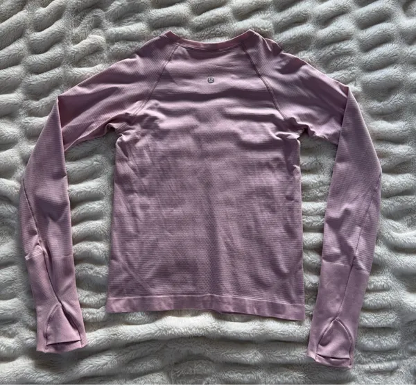 Lululemon Swiftly Tech Long Sleeve 2.0 Race Length - Image 2