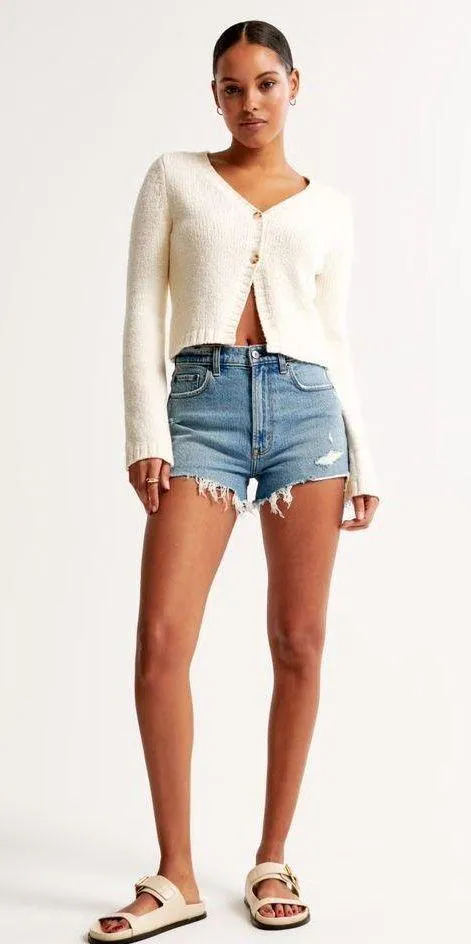 Abercrombie High Rise Mom Short - Image 3