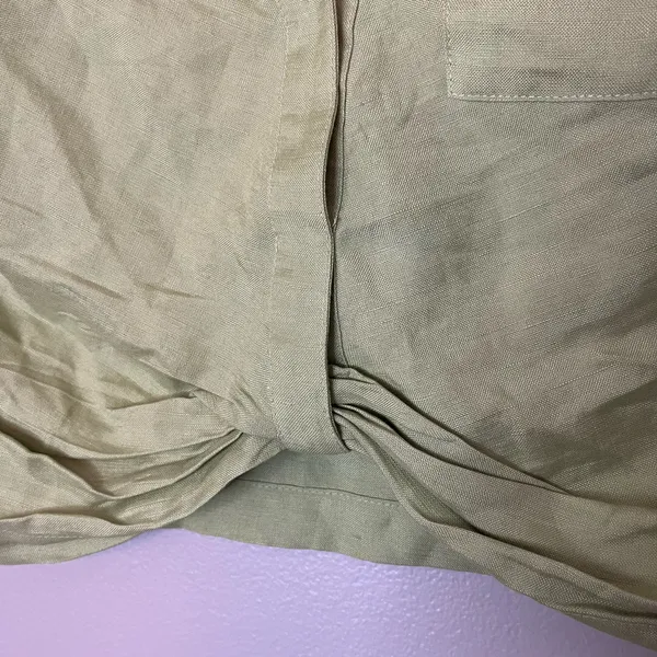 ASTR The Label Kathlynn Linen Blend Front Twist Collared Crop Top Celery Green - Image 3