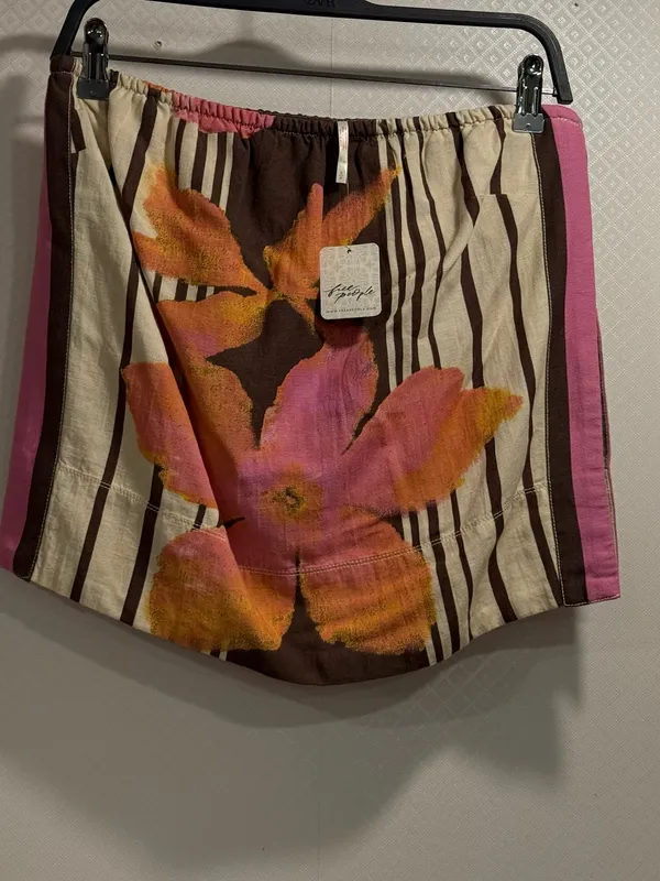 NWT Free People Tropical Floral Zebra Stripe Off Shoulder Boho Top Size Small - Image 3
