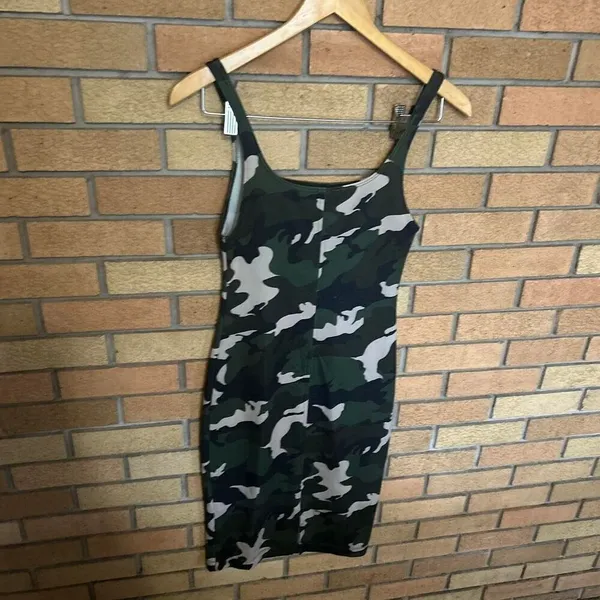 Zara Women's Camo Printed Body Con Midi Dress Ribbed Size Medium - Image 3