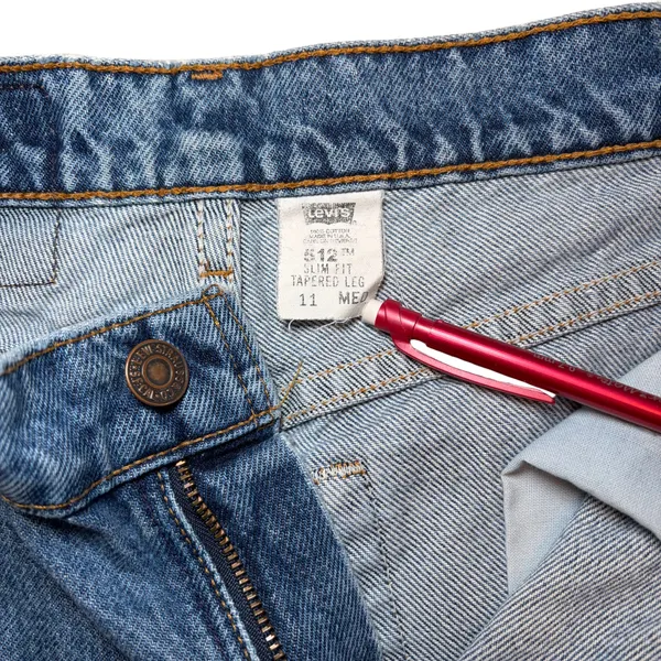 Vintage Levi’s 512 High Waisted Slim Fit Tapered Leg Medium Wash Jeans 28” - Image 3