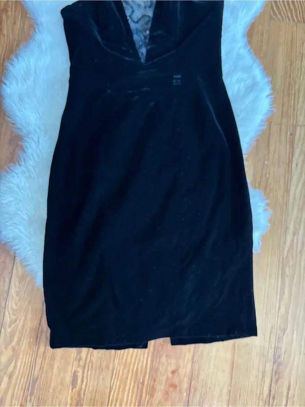 Vintage Black Strapless Velvet Deep Lace Sequin V-Neck Cocktail Dress - Image 6
