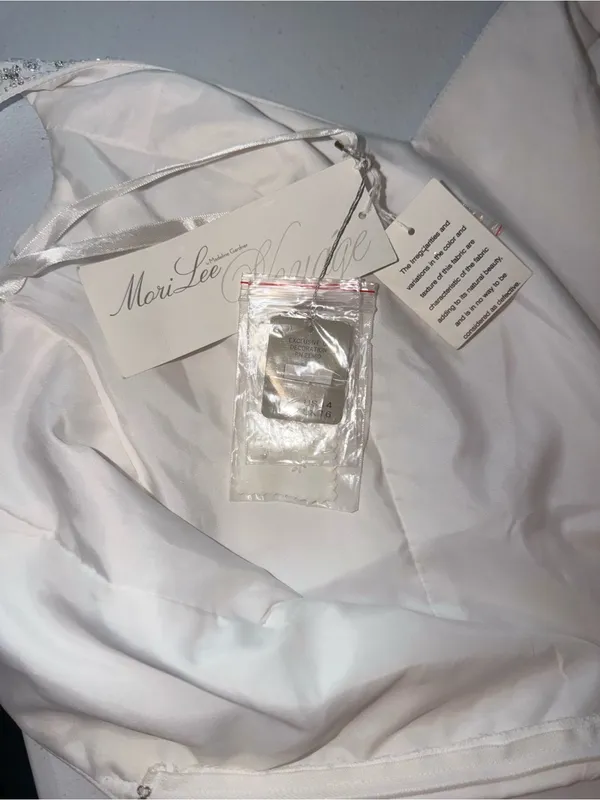 Gorgeous New Mori Lee Simple Chiffon Wedding Gown - Image 8