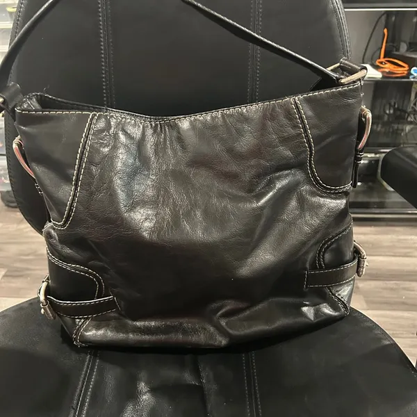 Michael Kors Black  Leather Shoulder Bag - Image 6