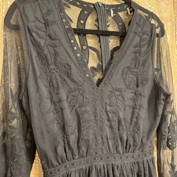 Black Lace Overlay Long Sleeve Floral Witchy Goth Boho Romantic Dress Medium - Image 3