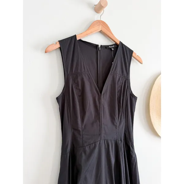 Madewell | NWT V-Neck Circle Midi Dress Black | Sz 2 - Image 3