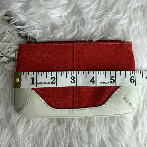 Vintage COACH y2k soho Red Canvas Wristlet - Image 7