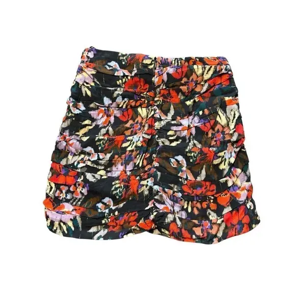 NWT Zara Floral All Over Print Ruched Mini Skirt Size Small - Image 2