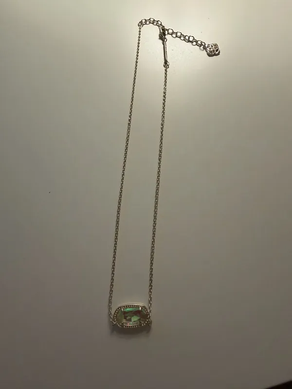 Kendra Scott Necklace - Image 4
