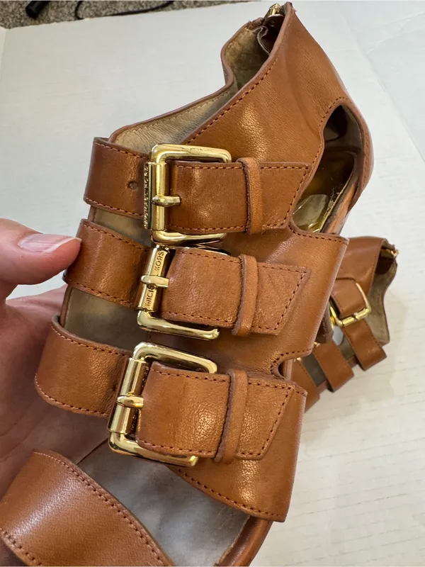 Michael Kors Tan Leather Strappy Buckle Kitten Heels Womens 6.5 Y2K Dressy - Image 4