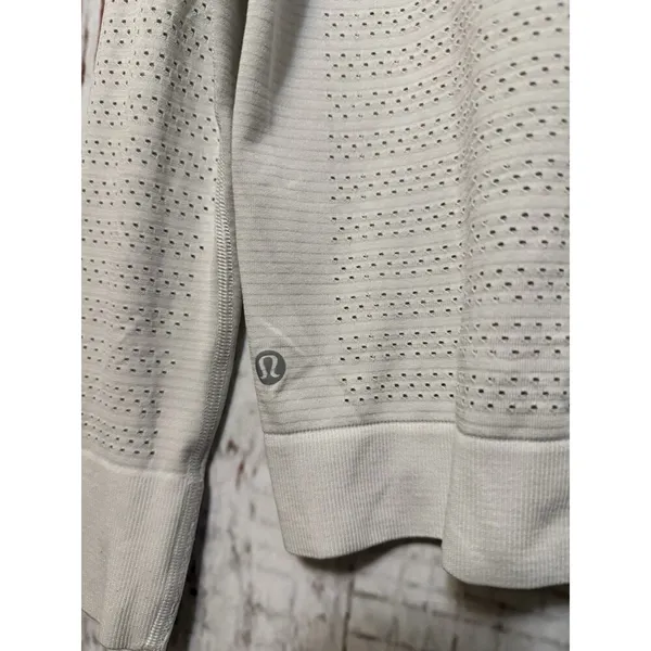 Lululemon Swiftly Breathe Long Sleeve Stretch Perforated Shirt White Size 6/8 - Image 7