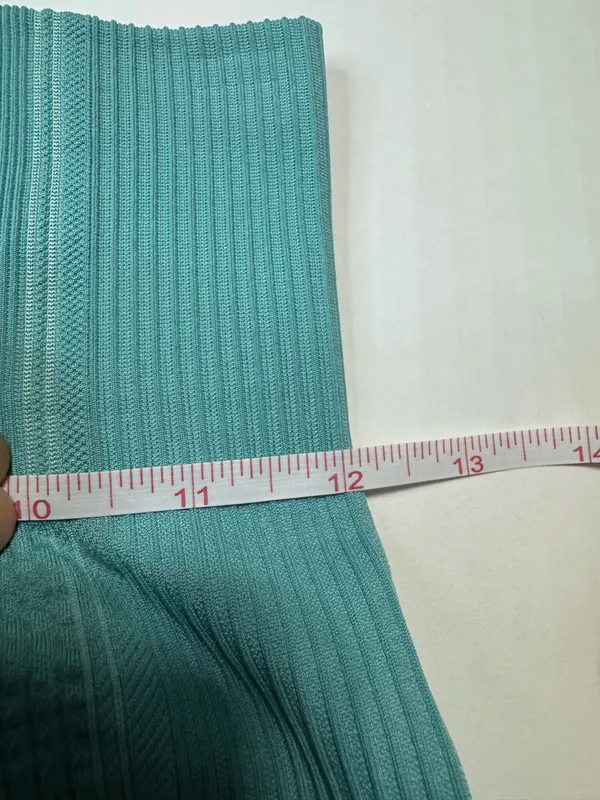 Gymshark Ultra Seamless Athletic Short in Teal Size Medium - Image 5