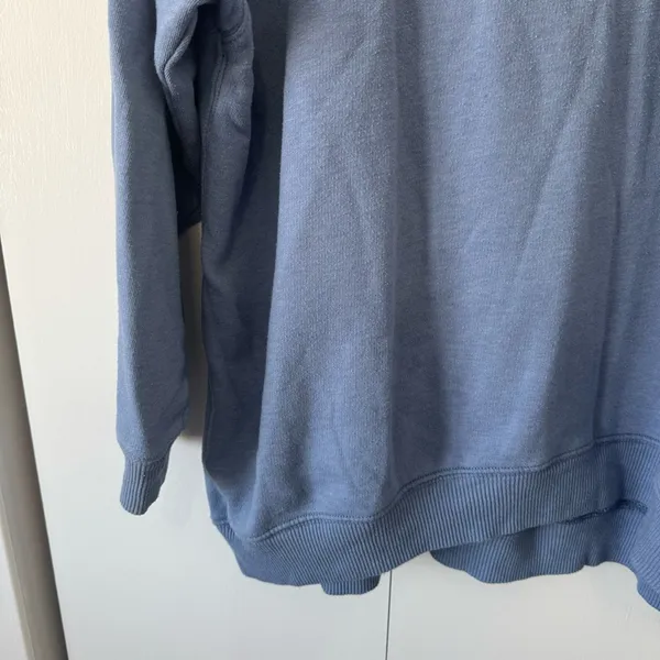 American Eagle Blue Turtleneck Sweatshirt - Image 3
