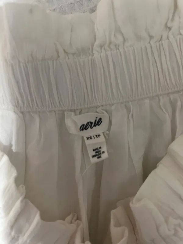 White Skirt - Image 3
